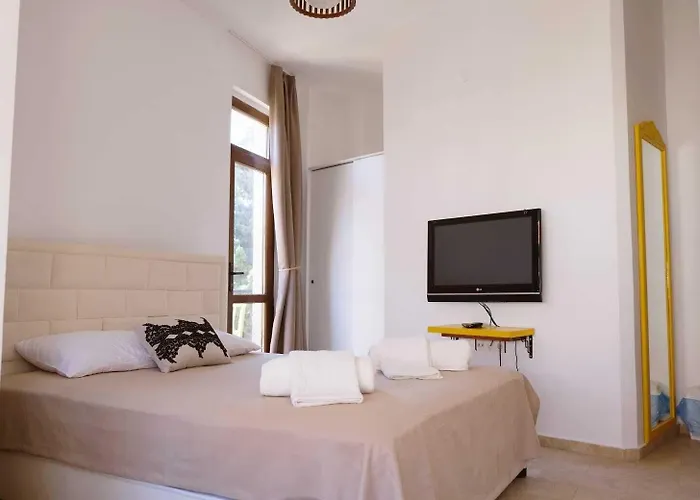 Apaz Alacati Hotel 5*